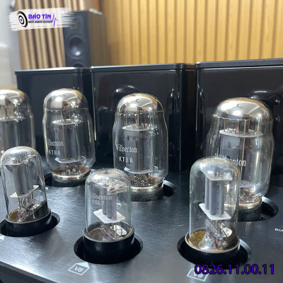 ÂM LY ĐÈN WILLSENTON R8 ( Like New)