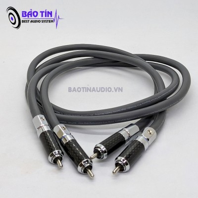 DÂY AV MONSTER JACK QED